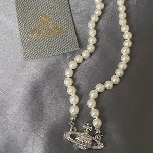 Viviente Westwood pearl orb necklace